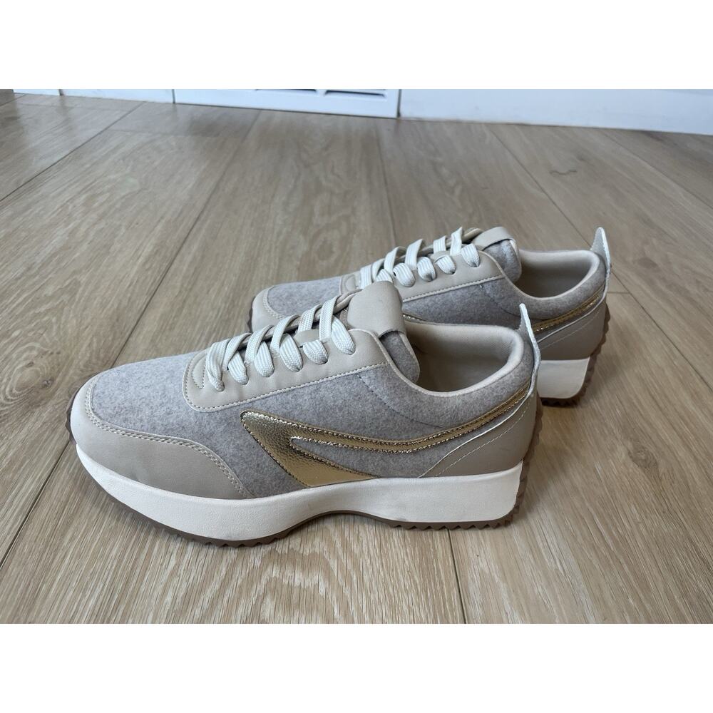 Dolce Vita Bossy Sneakers Women’s Size 8 Gold Beige White Trendy Athleisure Lace